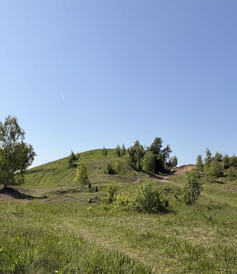 Naturschutzgebiet Schlangenberg – Wanderroute BR 2